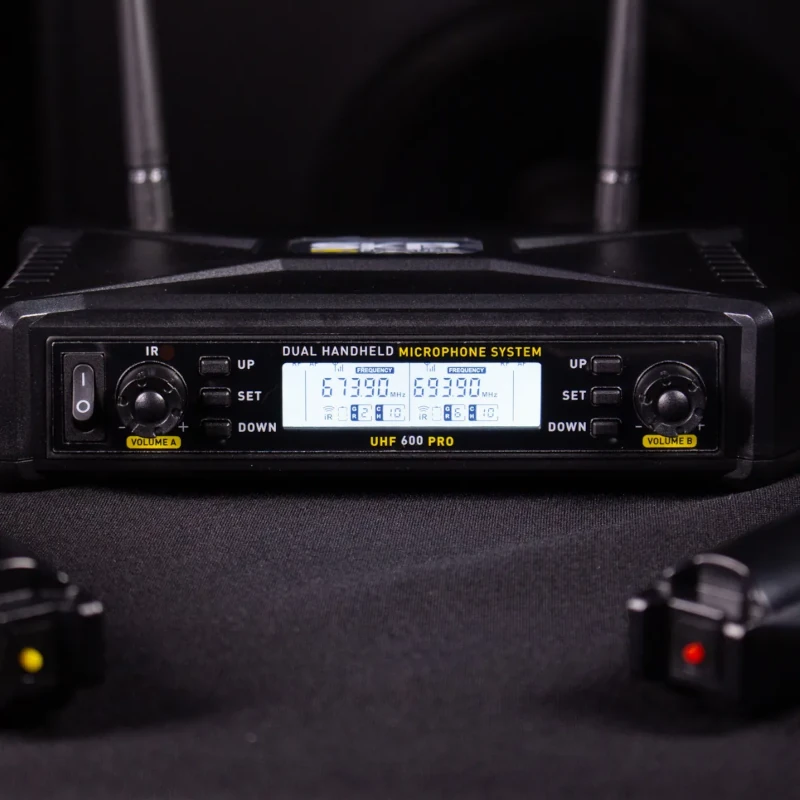 Microfono Inalambrico Skp Uhf 600 Pro Auto Scan 300 Canales Negro
